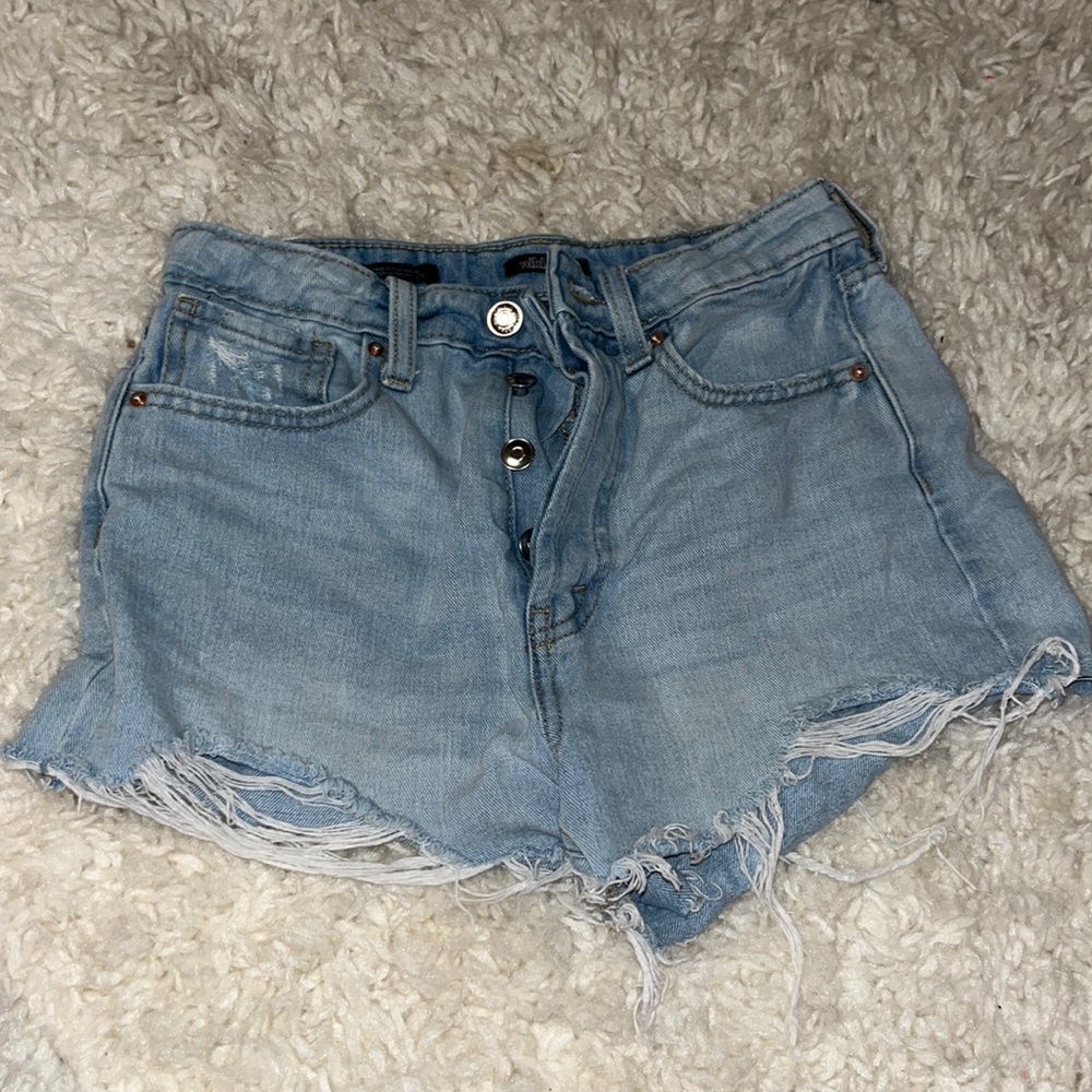 jean shorts💗